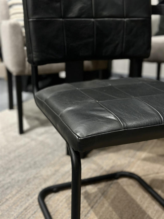 Nelson Brava black, Black epoxed