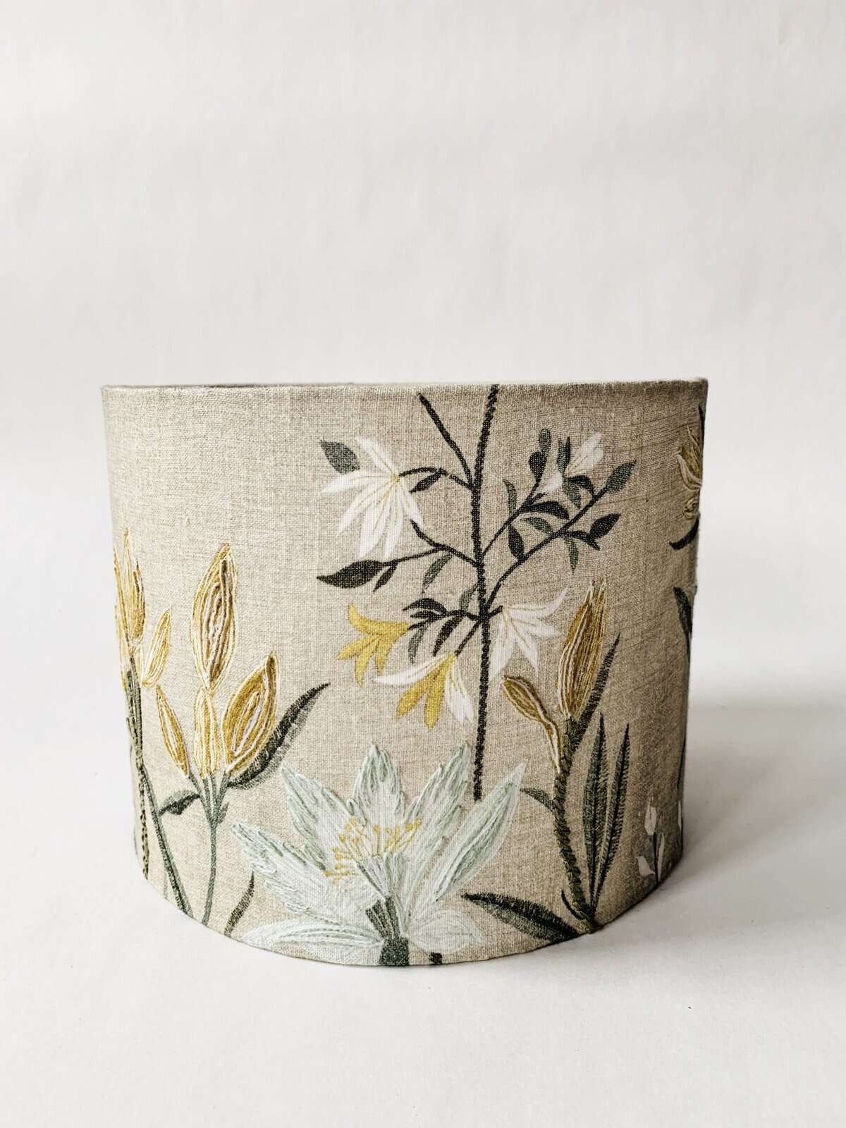 Lampeskjerm eng liljer, Ø25xH20 cm