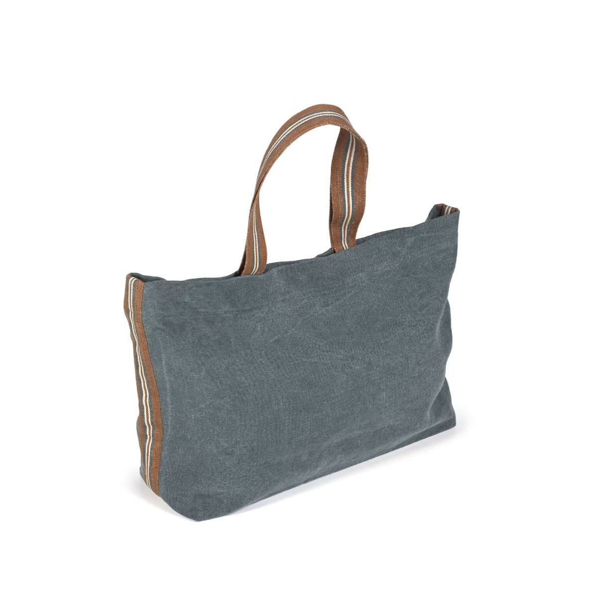 Atlas bag, river