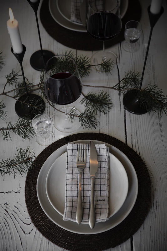 Bordbrikke mørkbrun