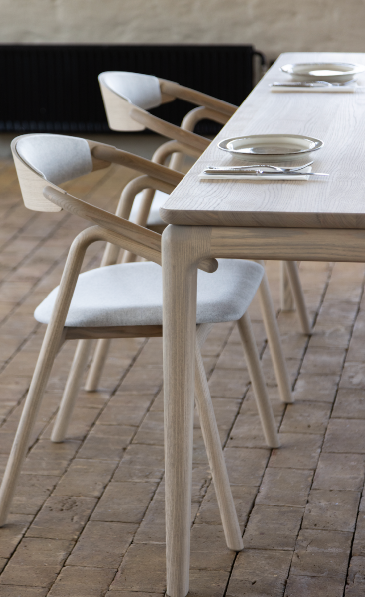 Floating spisebord 220x100xH74 cm, Gråbrun oljet ask