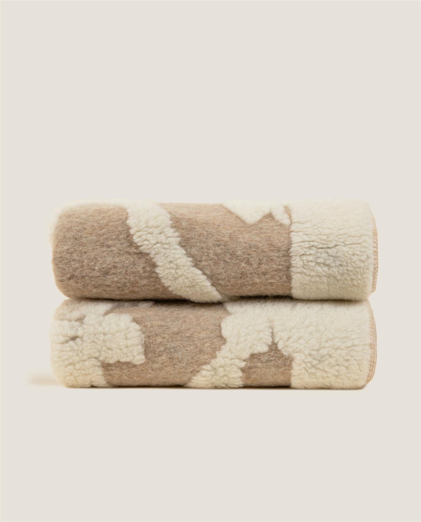 Boiled Wool Antique white pledd, 150x190