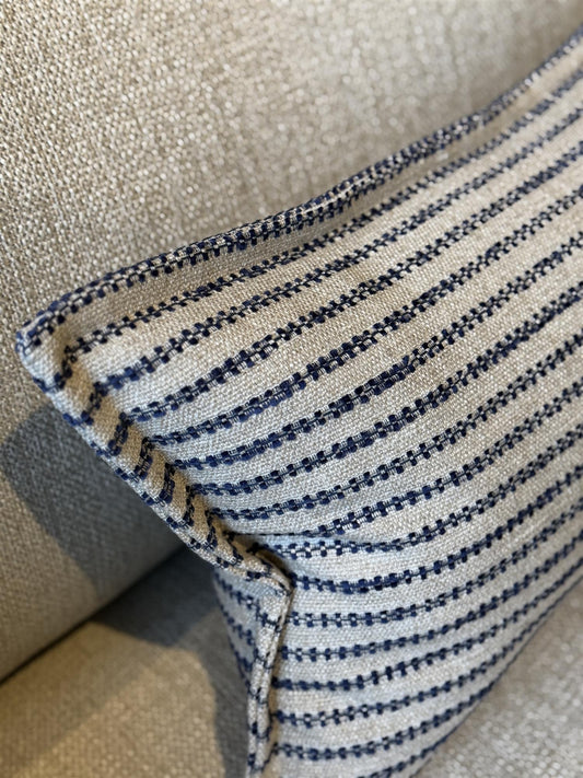 Pyntepute Riley Blue 40x60 cm