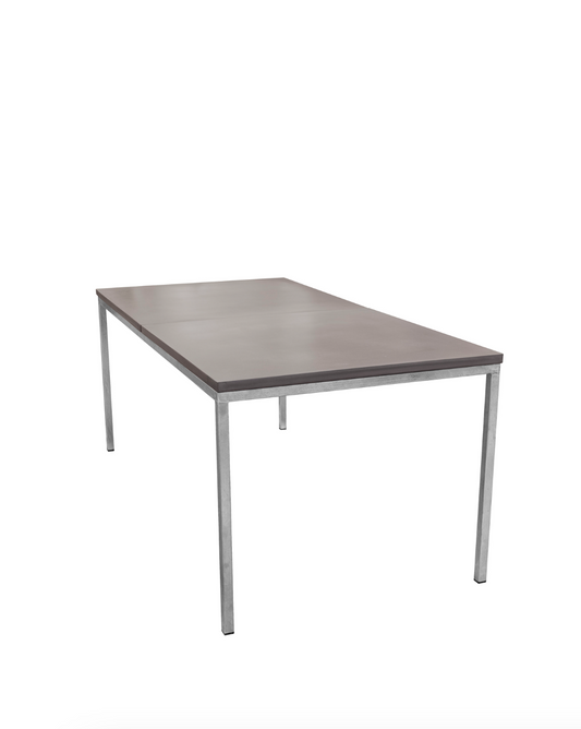 Spisebord betong