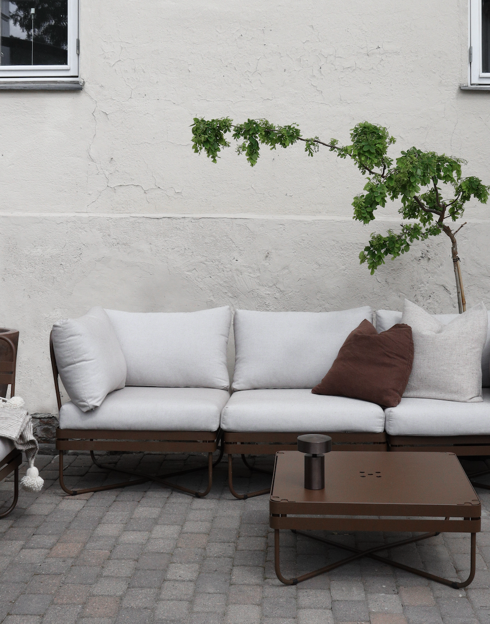 Bris Coffee table 70x70 cm