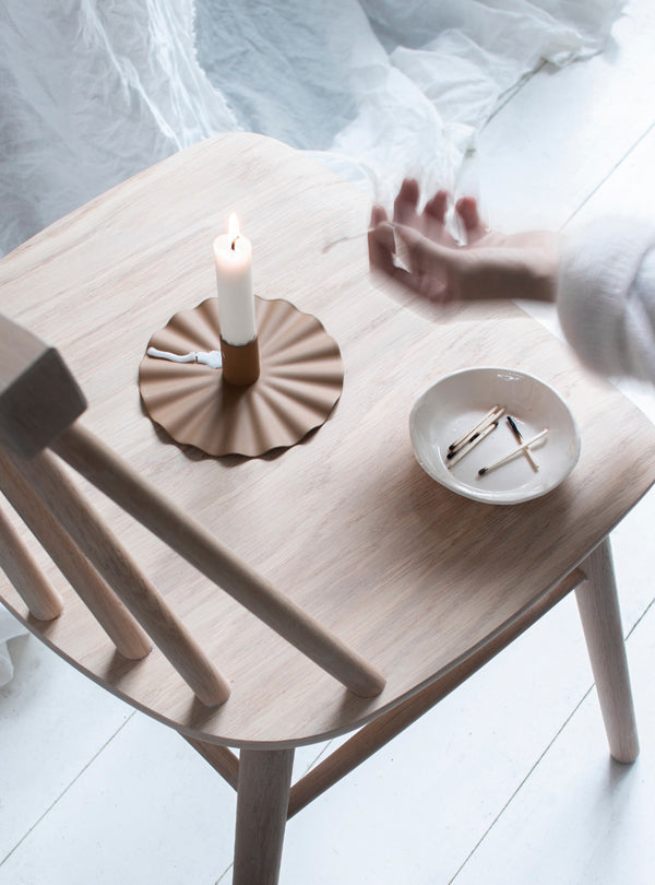 Krum lysestake Cardboard Brown