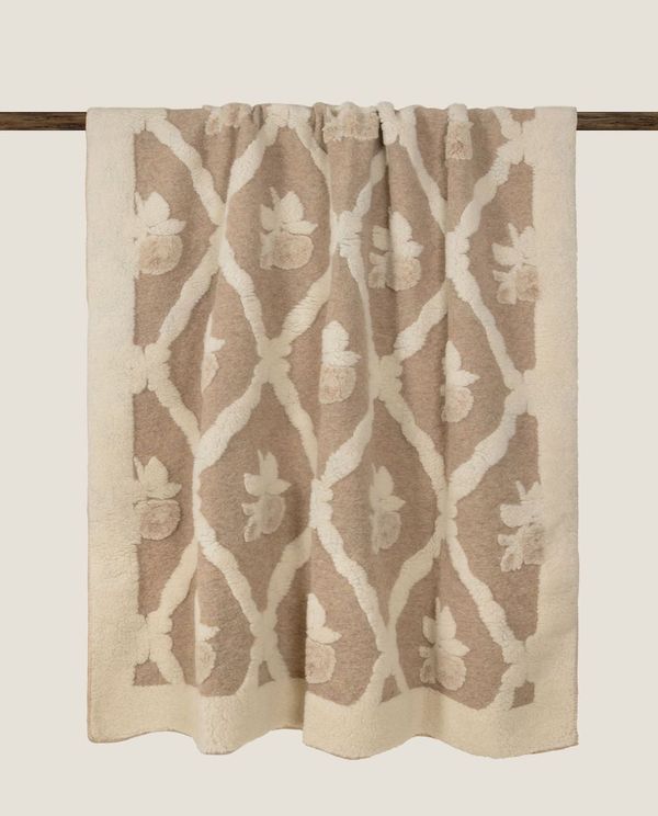 Boiled Wool Antique white pledd, 150x190