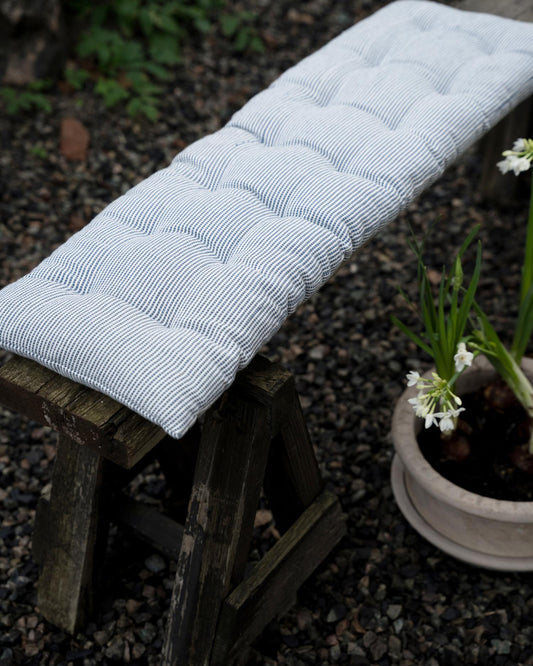 Trappepute 100x30 cm blå/ hvit smale striper