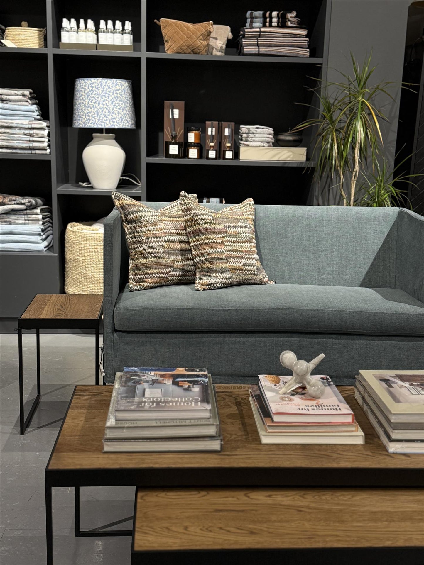 Mingle spisesofa 130x62, PG3 Caleido Dark Soda