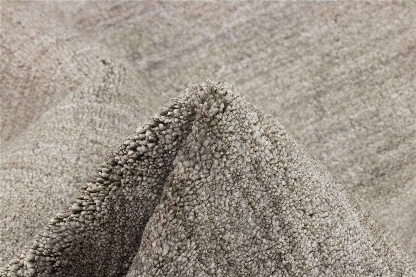Plain Dust 240x170 cm, Grey