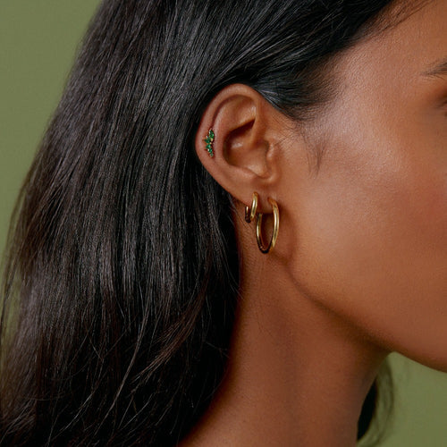 Everyday elevated hoop
