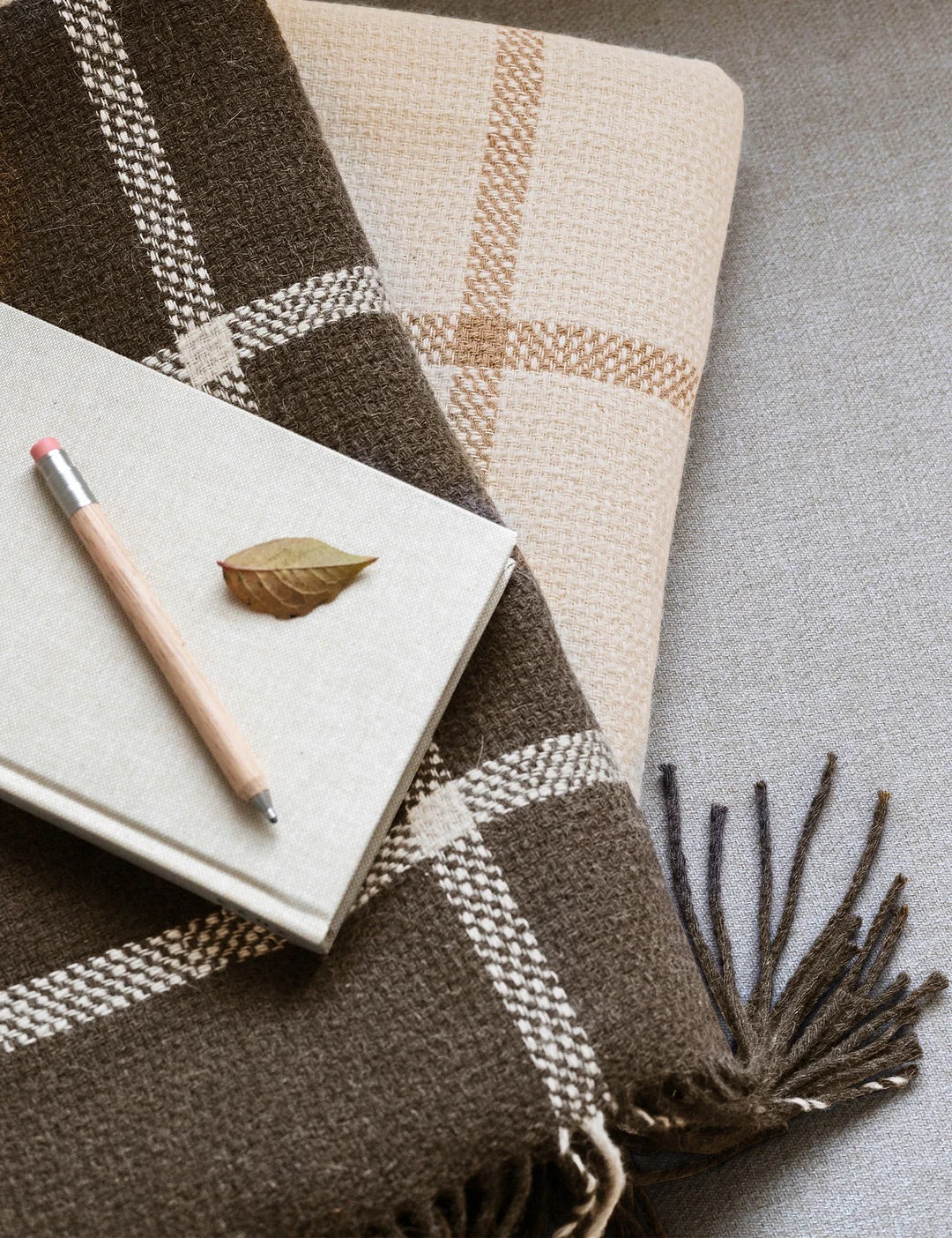 Ecru highland pledd 130x190 cm