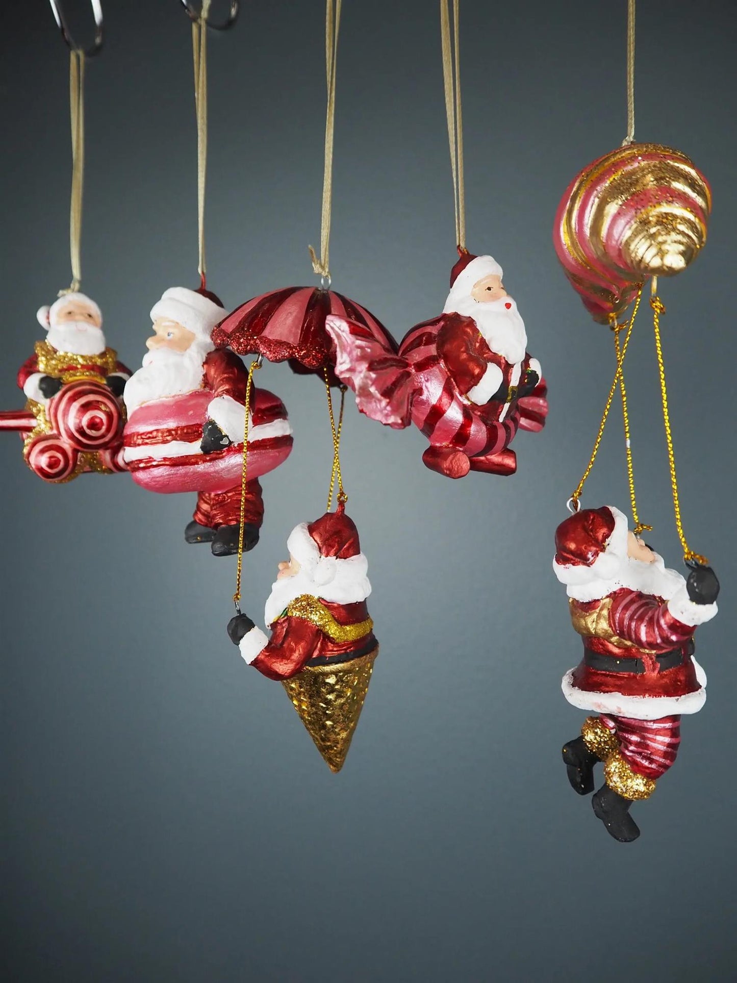 Nisse i stripete propellfly