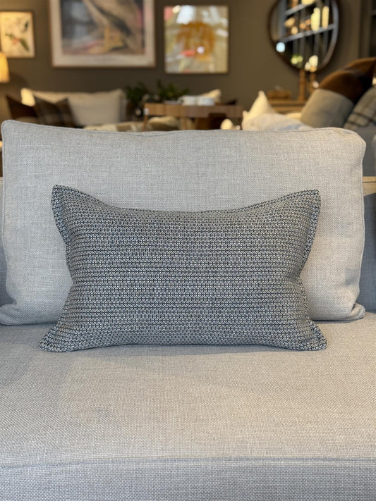 Pyntepute Laurie blue 40x60 cm