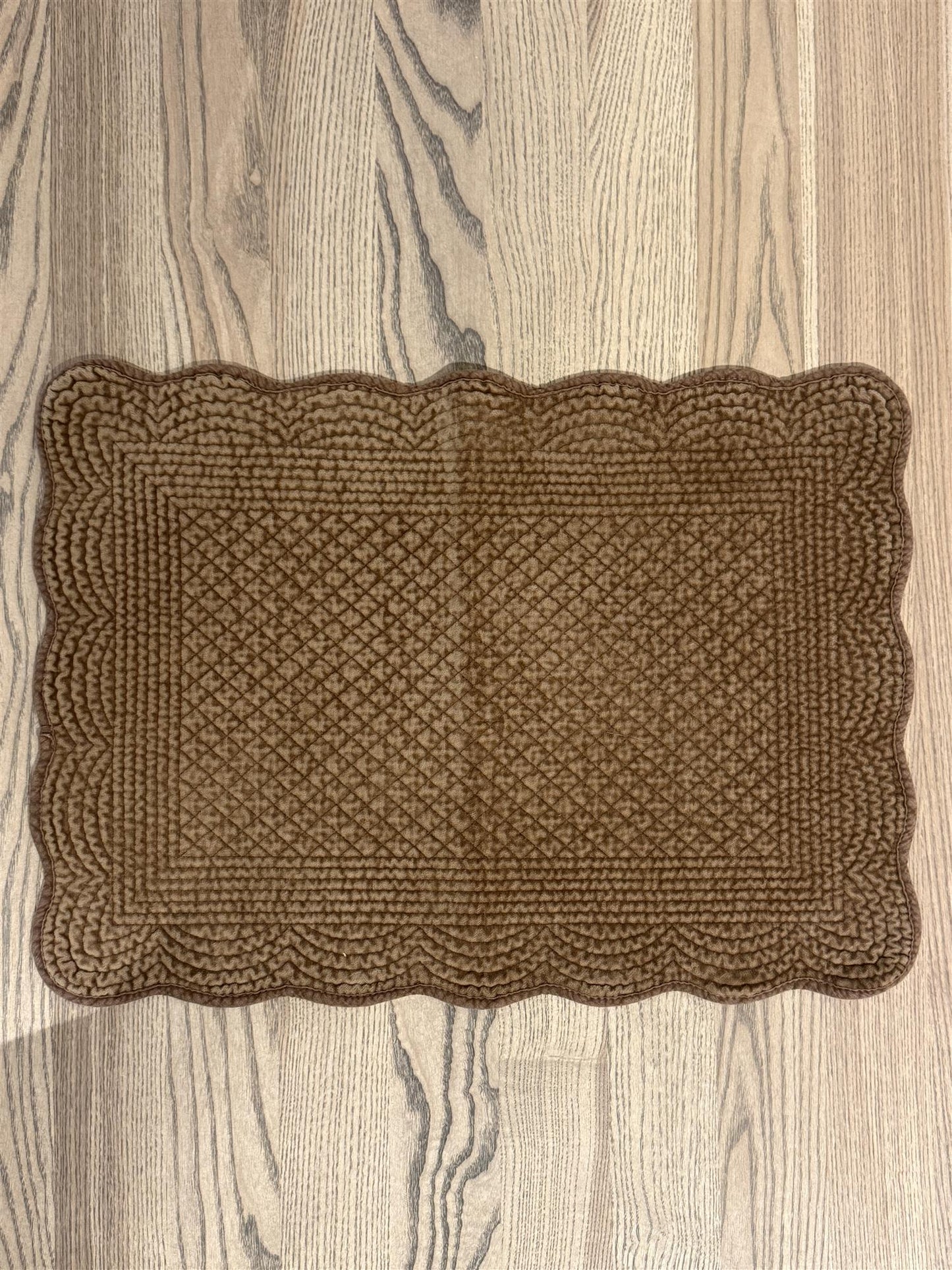 Bordbrikke avlang velur Chocolate