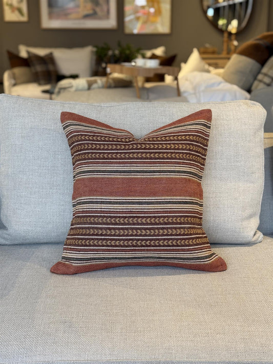 Pyntepute Mulberry Berber stripe spice 50x50 cm