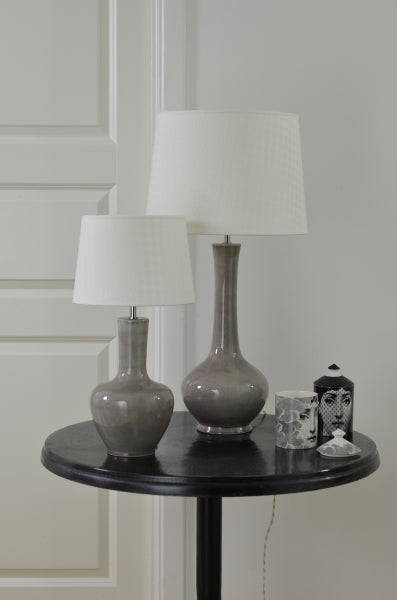 Bella lampefot, Grey crack