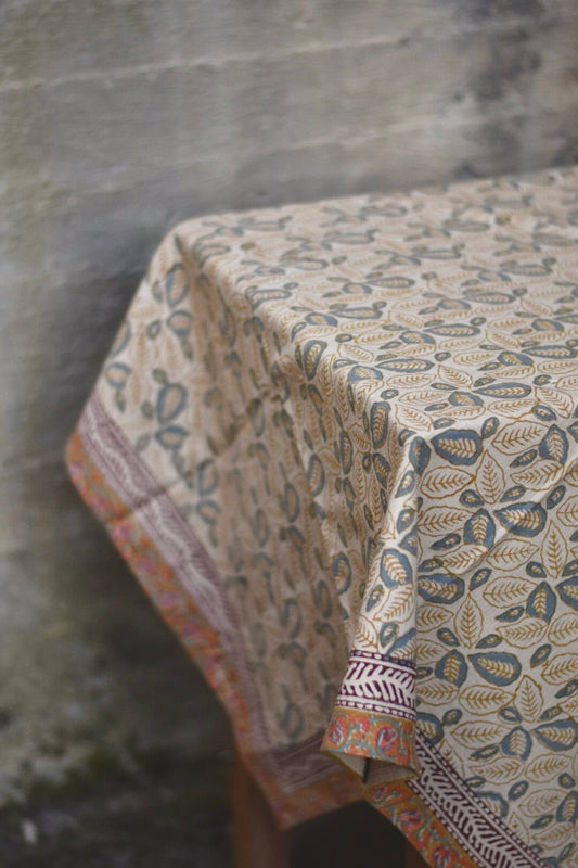 Duk mønster multi, 140×140 cm