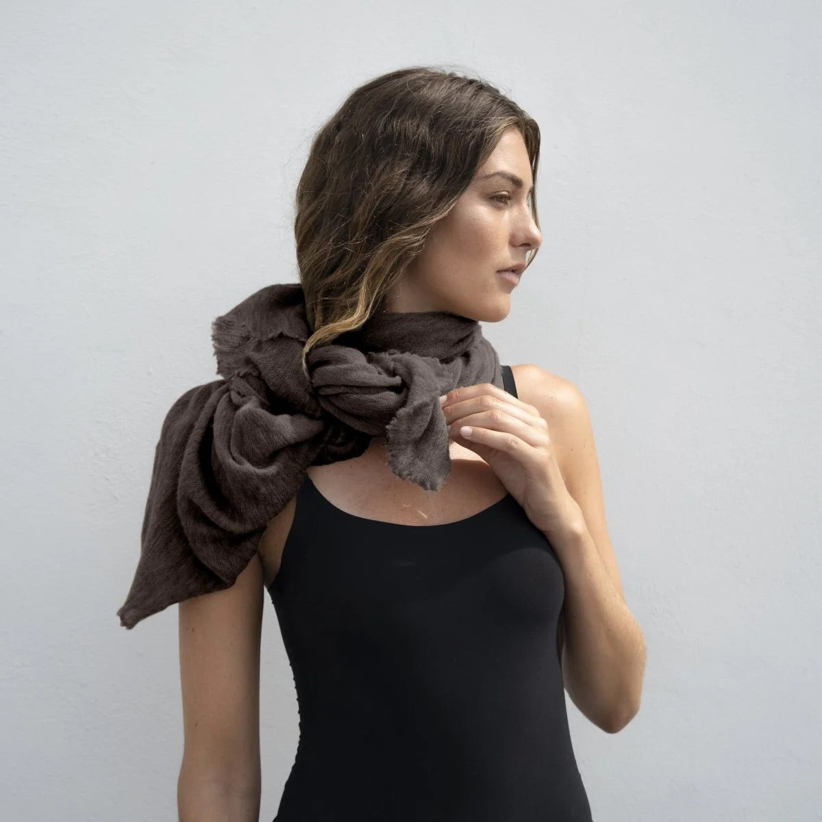 Cortina Luxury scarf Brown 0080