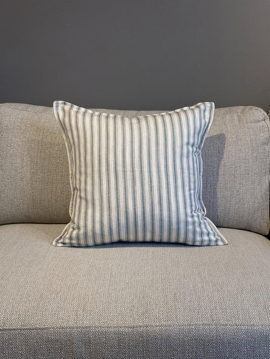 Pyntepute Kepple Stripe Teal 50x50 cm
