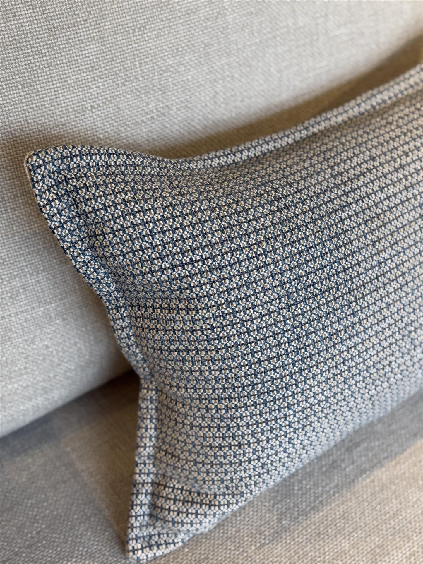 Pyntepute Laurie blue 40x60 cm