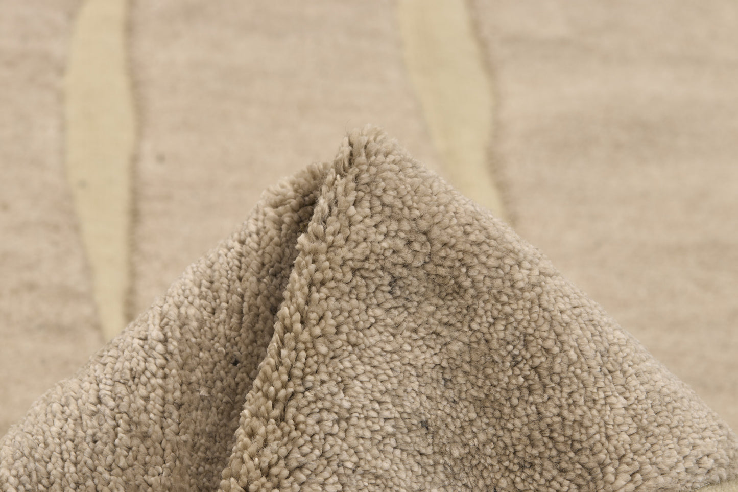 Landscape Stream Beige