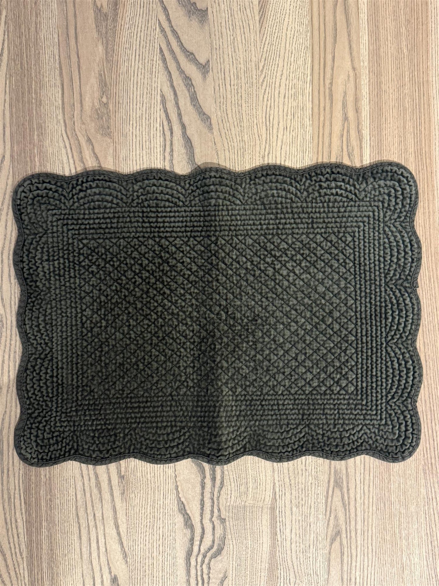 Bordbrikke avlang velur Military green