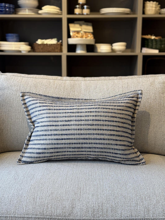 Pyntepute Riley Blue 40x60 cm