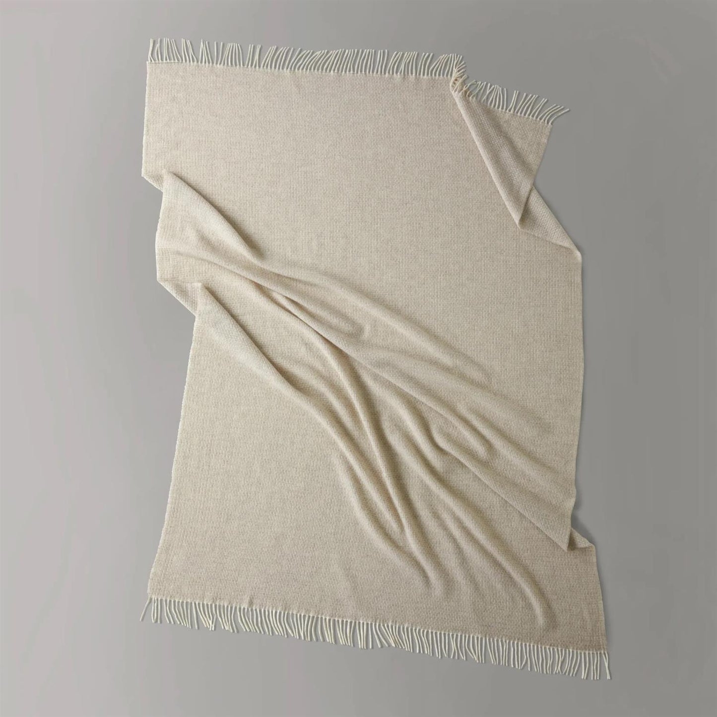 Aria throw, 130x190 cm, soft cream