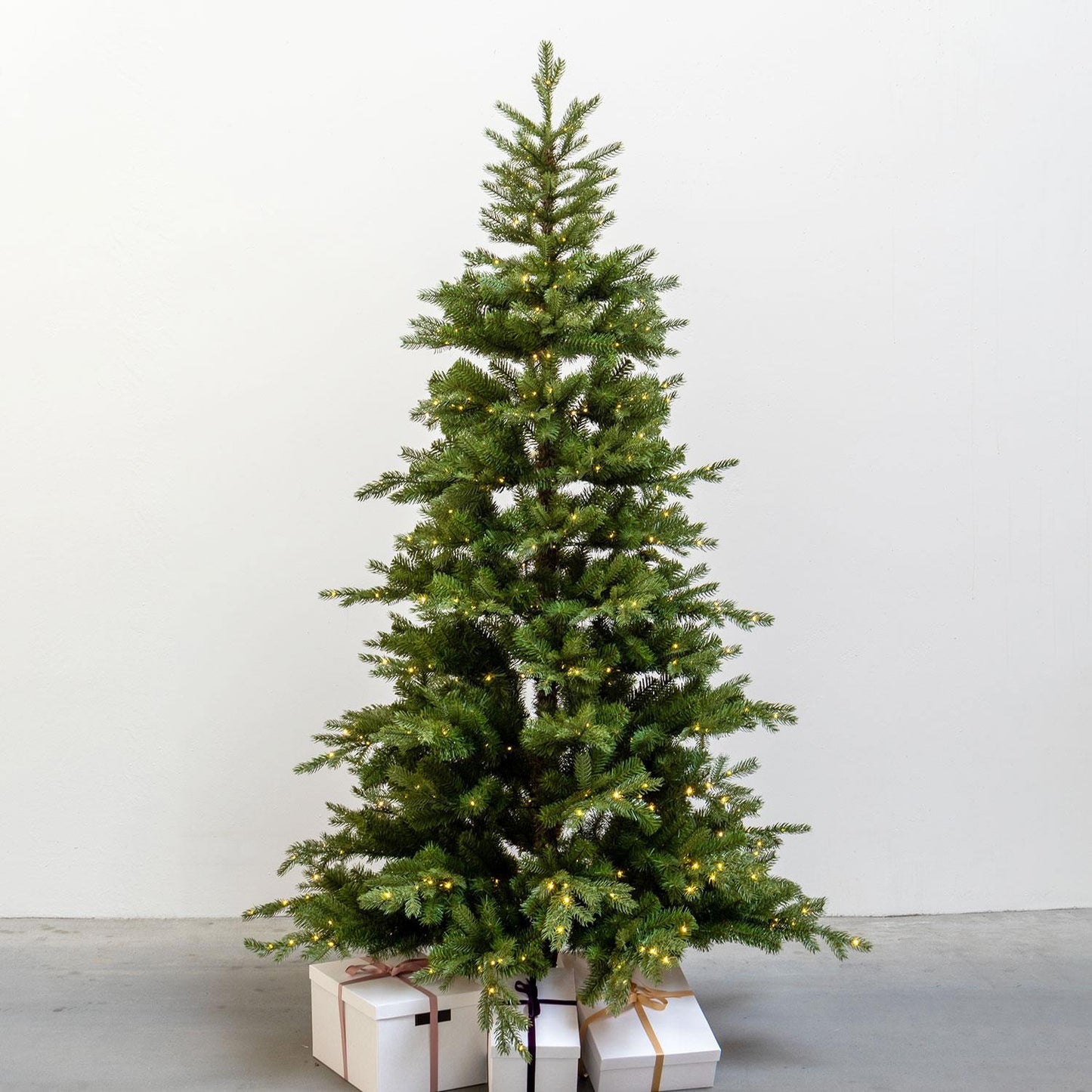 Eric juletre 210cm, ledlys