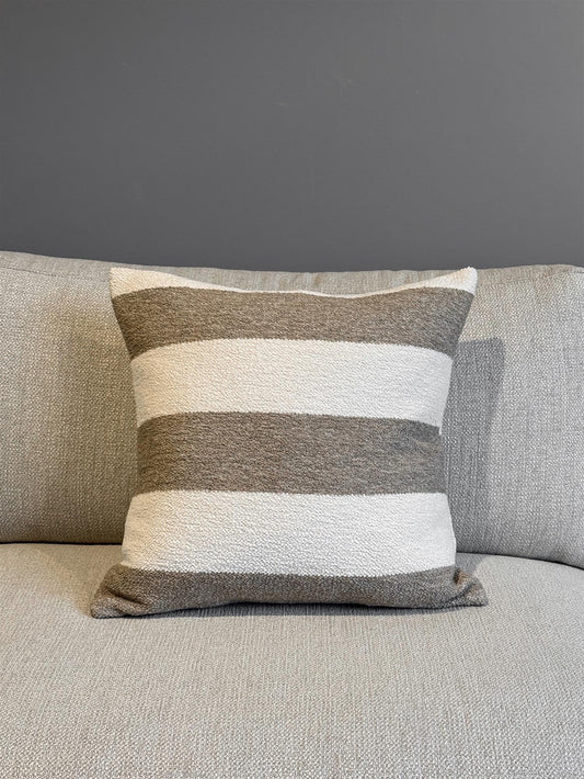 Pyntepute 50x50. Barnum stripe