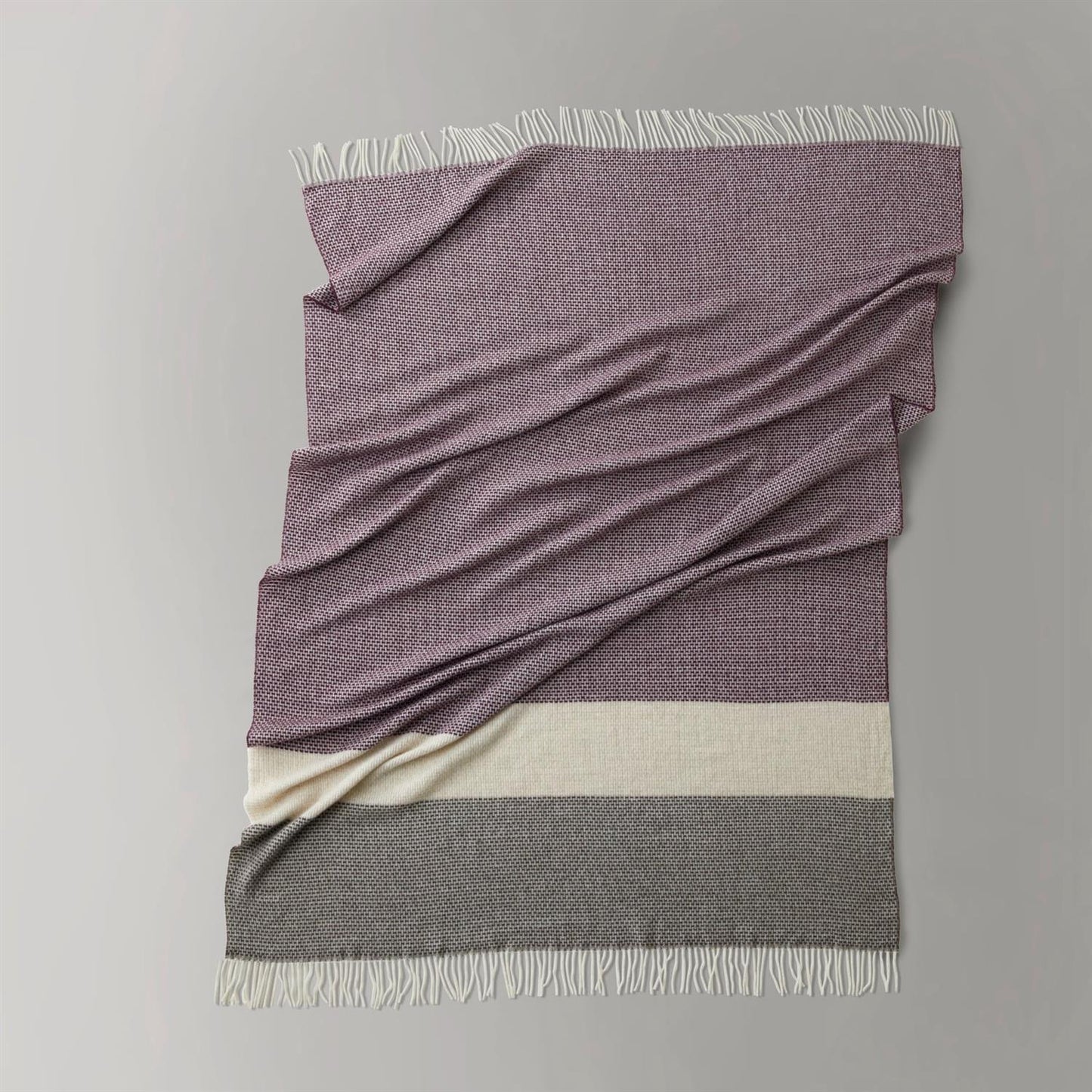 Aria throw, 130x190 cm, brown burgundy